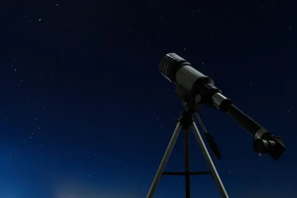 Além da Câmera: A Importância dos Acessórios para os Astrofotógrafos